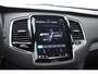 Volvo XC90 T8 455PK Recharge AWD Ultimate Bright / Luchtvering / Bowers & Wilkins / Schuif-kanteldak / 360 Camera / Head Up Display / Nappaleder met ventilatie / Massagefunctie / Gelamineerde zijruiten / 22'' Velgen / Trekhaak /  Stoelverwarming / Stuurverwarming