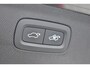 Volvo XC90 T8 455PK Recharge AWD Ultimate Bright / Luchtvering / Bowers & Wilkins / Schuif-kanteldak / 360 Camera / Head Up Display / Nappaleder met ventilatie / Massagefunctie / Gelamineerde zijruiten / 22'' Velgen / Trekhaak /  Stoelverwarming / Stuurverwarming