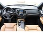 Volvo XC90 T8 455PK Recharge AWD Ultimate Bright / Luchtvering / Bowers & Wilkins / Schuif-kanteldak / 360 Camera / Head Up Display / Nappaleder met ventilatie / Massagefunctie / Gelamineerde zijruiten / 22'' Velgen / Trekhaak /  Stoelverwarming / Stuurverwarming