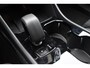 Volvo EX40 252PK Single Motor Ext. Range Plus Black Edition / Adaptive Cruise control / Achteruitrijcamera / Extra getint glas / 20'' velgen / Panoramadak / Zwart dak / Harman Kardon / Microtech/Nubuck