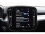 Volvo XC40 B4 211PK Automaat Plus Dark / Navigatie / Adaptive Cruise / Harman Kardon / Stuur- & Stoelverwarming / Elektrische achterklep / Achteruitrijcamera / Trekhaak / Elektrische stoelverst. met geheugen