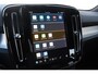 Volvo XC40 B4 211PK Automaat Plus Dark / Navigatie / Adaptive Cruise / Harman Kardon / Stuur- & Stoelverwarming / Elektrische achterklep / Achteruitrijcamera / Elektrische stoelverst. met geheugen