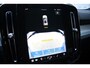 Volvo XC40 B4 211PK Automaat Plus Dark / Climate pack / Donker getint glas / 19'' velgen / Adaptieve cruise control / Elektrische Achterklep