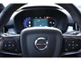 Volvo XC40 B4 211PK Automaat Plus Dark / Climate pack / Donker getint glas / 19'' velgen / Adaptieve cruise control / Elektrische Achterklep
