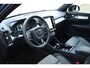Volvo XC40 B4 211PK Automaat Plus Dark / Climate pack / Donker getint glas / 19'' velgen / Adaptieve cruise control / Elektrische Achterklep