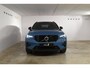 Volvo XC40 B4 211PK Automaat Plus Dark / Climate pack / Donker getint glas / 19'' velgen / Adaptieve cruise control / Elektrische Achterklep