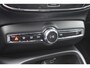 Volvo XC40 B4 211PK Automaat Plus Dark / Navigatie / Adaptive Cruise / Harman Kardon / Stuur- & Stoelverwarming / Elektrische achterklep / Achteruitrijcamera / Elektrische stoelverst. met geheugen / Extra getint glas / Microtech/Nubuck