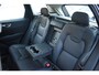 Volvo XC60 T6 350PK Automaat Plug-in Hybrid AWD Plus Dark / Navigatie / 360 Camera / Adaptieve Cruise Control / Stuur & Stoelverwarming / Elektr. Achterklep / Schuifdak / Trekhaak