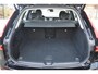 Volvo XC60 T6 350PK Automaat Plug-in Hybrid AWD Plus Dark / Navigatie / 360 Camera / Adaptieve Cruise Control / Stuur & Stoelverwarming / Elektr. Achterklep / Schuifdak / Trekhaak