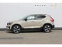 Volvo XC40 B3 177PK Automaat Plus Dark Google infotainment / Draadloos telefoon opladen / Elektrisch bedienbare bestuurdersstoel met geheugen / Adaptieve Cruise Control / Parkeersensoren voor en achter met 360 graden camera