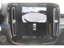 Volvo XC40 B3 177PK Automaat Plus Dark Google infotainment / Draadloos telefoon opladen / Elektrisch bedienbare bestuurdersstoel met geheugen / Adaptieve Cruise Control / Parkeersensoren voor en achter met 360 graden camera