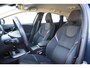 Volvo V40 T2 122PK Automaat Inscription / Navigatie / Stoelverwarming / Achteruitrijcamera / LED koplampen / Parkeersensoren / Cruise Control