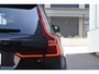 Volvo XC60 T6 350PK Plug-in hybrid AWD Plus Black Edition / Adaptive Cruise control / Elektrische stoelen met geheugen / Stuurverwarming / Stoelverwarming v+a / 360 Camera / Harman Kardon / Semi-elektrisch inklapbare trekhaak