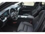 Volvo XC60 T6 350PK Automaat Plug-in Hybrid AWD Plus Dark / Navigatie / 360 Camera / Adaptieve Cruise Control / Stuur & Stoelverwarming / Elektr. Achterklep / Schuifdak / Trekhaak