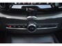 Volvo XC60 T6 350PK Automaat Plug-in Hybrid AWD Plus Dark / Navigatie / 360 Camera / Adaptieve Cruise Control / Stuur & Stoelverwarming / Elektr. Achterklep / Schuifdak / Trekhaak