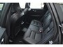 Volvo XC60 T6 350PK Automaat Plug-in Hybrid AWD Plus Dark / Navigatie / 360 Camera / Adaptieve Cruise Control / Stuur & Stoelverwarming / Elektr. Achterklep / Schuifdak / Trekhaak