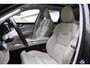 Volvo XC60 T6 340PK Automaat Plug-in Hybrid AWD Inscription / Navigatie / Elektrisch glazen schuif-kanteldak / Leder Blond / Stuur & Stoelverwarming / Elektrische achterklep / Cruise control