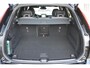 Volvo XC60 T6 350PK Plug-in hybrid AWD Ultra Black Edition / Navigatie / Adaptieve Cruisecontrol / Head Up-Display / Panorama dak / Elektrische stoelen met geheugen / Stuurverwarming / Stoelverwarming v+a / 360 Camera /