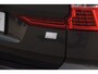Volvo XC60 T8 390PK Automaat AWD Ultra Bright / Head-up display / Trekhaak/ Harman Kardon audio / Panoramadak / BLIS / Elektrisch bedienbare voorstoelen / Memory seats / Verwarmbare stoelen / Keyless entry /