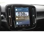 Volvo EX40 252PK Single Motor Extended Range Plus 82 kWh Navigatie / Camera / Adaptive Cruise control / Stuur & Stoelverwarming / Trekhaak / Elektr. achterklep / 19" LM Velgen