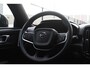 Volvo EX40 252PK Single Motor Extended Range Plus 82 kWh Navigatie / Camera / Adaptive Cruise control / Stuur & Stoelverwarming / Trekhaak / Elektr. achterklep / 19" LM Velgen