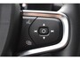 Volvo EX40 252PK Single Motor Extended Range Plus 82 kWh Navigatie / Camera / Adaptive Cruise control / Stuur & Stoelverwarming / Trekhaak / Elektr. achterklep / 19" LM Velgen