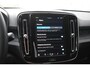 Volvo EX40 252PK Single Motor Extended Range Plus 82 kWh Navigatie / Camera / Adaptive Cruise control / Stuur & Stoelverwarming / Trekhaak / Elektr. achterklep / 19" LM Velgen