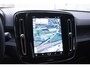 Volvo EX40 252PK Single Motor Extended Range Plus 82 kWh Navigatie / Camera / Adaptive Cruise control / Stuur & Stoelverwarming / Trekhaak / Elektr. achterklep / 19" LM Velgen