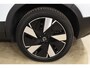 Volvo EX40 252PK Single Motor Extended Range Plus 82 kWh Navigatie / Camera / Adaptive Cruise control / Stuur & Stoelverwarming / Trekhaak / Elektr. achterklep / 19" LM Velgen