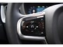 Volvo XC60 T6 350PK Automaat Plug-in Hybrid AWD Plus Dark / Adaptive Cruise control / Stoelverwarming v+a / Stuurverwarming / Elektr. achterklep / 360 Camera / Schuifdak / Trekhaak