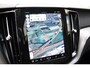 Volvo XC60 T6 350PK Automaat Plug-in Hybrid AWD Plus Dark / Adaptive Cruise control / Stoelverwarming v+a / Stuurverwarming / Elektr. achterklep / 360 Camera / Schuifdak / Trekhaak