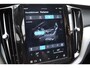 Volvo XC60 T6 350PK Automaat Plug-in Hybrid AWD Plus Dark / Adaptive Cruise control / Stoelverwarming v+a / Stuurverwarming / Elektr. achterklep / 360 Camera / Schuifdak / Trekhaak