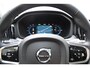 Volvo XC60 T6 350PK Automaat Plug-in Hybrid AWD Plus Dark / Adaptive Cruise control / Stoelverwarming v+a / Stuurverwarming / Elektr. achterklep / 360 Camera / Schuifdak / Trekhaak