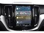 Volvo XC60 T6 350PK Automaat Plug-in Hybrid AWD Ultra Dark / Navigatie / Adaptieve Cruise control / Head Up-Display / Panorama dak / Leder / Elektrische stoelen / 360 Camera / Trekhaak / 20" Velgen