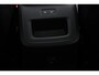 Volvo XC60 T6 350PK Automaat Plug-in Hybrid AWD Ultra Dark / Navigatie / Adaptieve Cruise control / Head Up-Display / Panorama dak / Leder / Elektrische stoelen / 360 Camera / Trekhaak / 20" Velgen