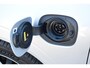 Volvo XC60 T6 350PK Automaat Plug-in Hybrid AWD Plus Dark / Navigatie / 360 Camera / Adaptieve Cruise Control / Stuur & Stoelverwarming / Stoelverwarming achter / Elektr. Achterklep / Schuifdak / Trekhaak