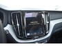 Volvo XC60 T6 350PK Automaat Plug-in Hybrid AWD Plus Dark / Navigatie / 360 Camera / Adaptieve Cruise Control / Stuur & Stoelverwarming / Stoelverwarming achter / Elektr. Achterklep / Schuifdak / Trekhaak