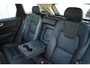 Volvo XC60 T6 350PK Automaat Plug-in Hybrid AWD Plus Dark / Navigatie / 360 Camera / Adaptieve Cruise Control / Stuur & Stoelverwarming / Stoelverwarming achter / Elektr. Achterklep / Schuifdak / Trekhaak