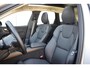 Volvo XC60 T6 350PK Automaat Plug-in Hybrid AWD Plus Dark / Navigatie / 360 Camera / Adaptieve Cruise Control / Stuur & Stoelverwarming / Stoelverwarming achter / Elektr. Achterklep / Schuifdak / Trekhaak