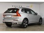 Volvo XC60 T6 350PK Automaat Plug-in Hybrid AWD Plus Dark / Navigatie / 360 Camera / Adaptieve Cruise Control / Stuur & Stoelverwarming / Stoelverwarming achter / Elektr. Achterklep / Schuifdak / Trekhaak