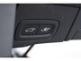 Volvo XC60 T6 350PK Automaat Plug-in Hybrid AWD Plus Dark / Navigatie / 360 Camera / Adaptieve Cruise Control / Stuur & Stoelverwarming / Stoelverwarming achter / Elektr. Achterklep / Schuifdak / Trekhaak