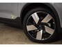 Volvo EX40 Single Motor Extended Range Plus 82 kWh / Lounge Pakket / Extra getint glas / 360 Camera / 20'' velgen / Panoramadak / Zwart dak / Harman Kardon / Microtech/Nubuck