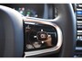 Volvo XC60 T6 350PK Automaat Plug-in Hybrid AWD Plus Dark / Navigatie / 360 Camera / Adaptieve Cruise Control / Stuur & Stoelverwarming / Elektr. Achterklep / Schuifdak / LM Velgen / Trekhaak