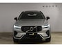 Volvo XC60 T6 350PK Automaat Plug-in Hybrid AWD Plus Dark / Navigatie / 360 Camera / Adaptieve Cruise Control / Stuur & Stoelverwarming / Elektr. Achterklep / Schuifdak / LM Velgen / Trekhaak