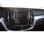 Volvo XC60 T6 350PK Automaat Plug-in Hybrid AWD Plus Dark / Navigatie / 360 Camera / Adaptieve Cruise Control / Stuur & Stoelverwarming / Elektr. Achterklep / Schuifdak / LM Velgen / Trekhaak