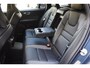 Volvo V60 T6 350PK Automaat Plug-in hybrid AWD Plus Dark / Navigatie / Adaptive Cruise control / 360 Camera / Harman Kardon / Stuur & Stoelverwarming / LM Velgen / Trekhaak