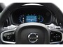 Volvo V60 T6 350PK Automaat Plug-in hybrid AWD Plus Dark / Navigatie / Adaptive Cruise control / 360 Camera / Harman Kardon / Stuur & Stoelverwarming / LM Velgen / Trekhaak