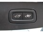 Volvo V60 T6 350PK Automaat Plug-in hybrid AWD Plus Dark / Navigatie / Adaptive Cruise control / 360 Camera / Harman Kardon / Stuur & Stoelverwarming / LM Velgen / Trekhaak