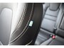 Volvo V60 T6 350PK Automaat Plug-in hybrid AWD Plus Dark / Navigatie / Adaptive Cruise control / 360 Camera / Harman Kardon / Stuur & Stoelverwarming / LM Velgen / Trekhaak