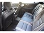 Volvo V60 T6 350PK Automaat Plug-in hybrid AWD Plus Dark / Navigatie / Adaptive Cruise control / 360 Camera / Harman Kardon / Stuur & Stoelverwarming / LM Velgen / Trekhaak